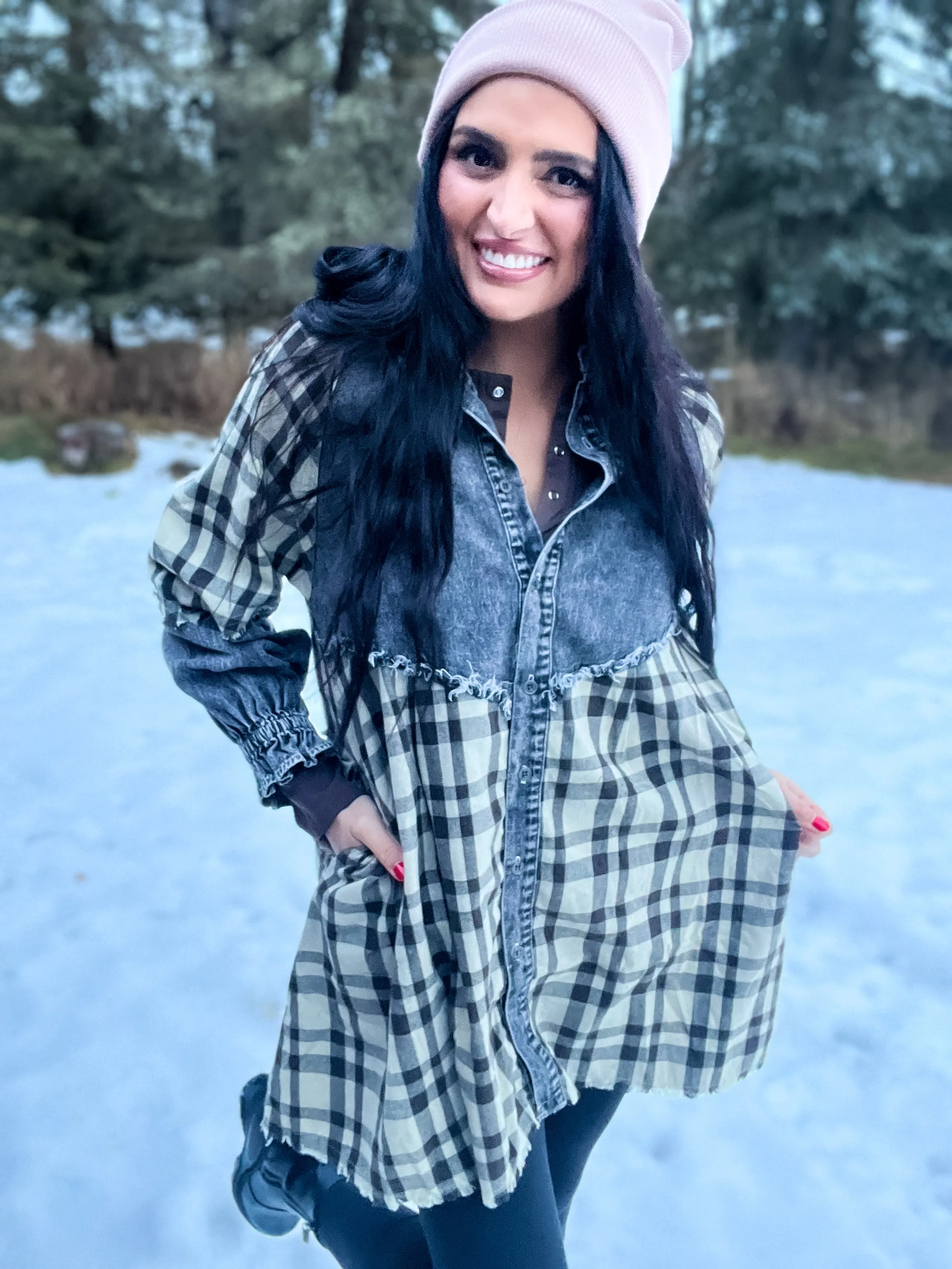 Aubrey Plaid Tunic Button Down- BLK