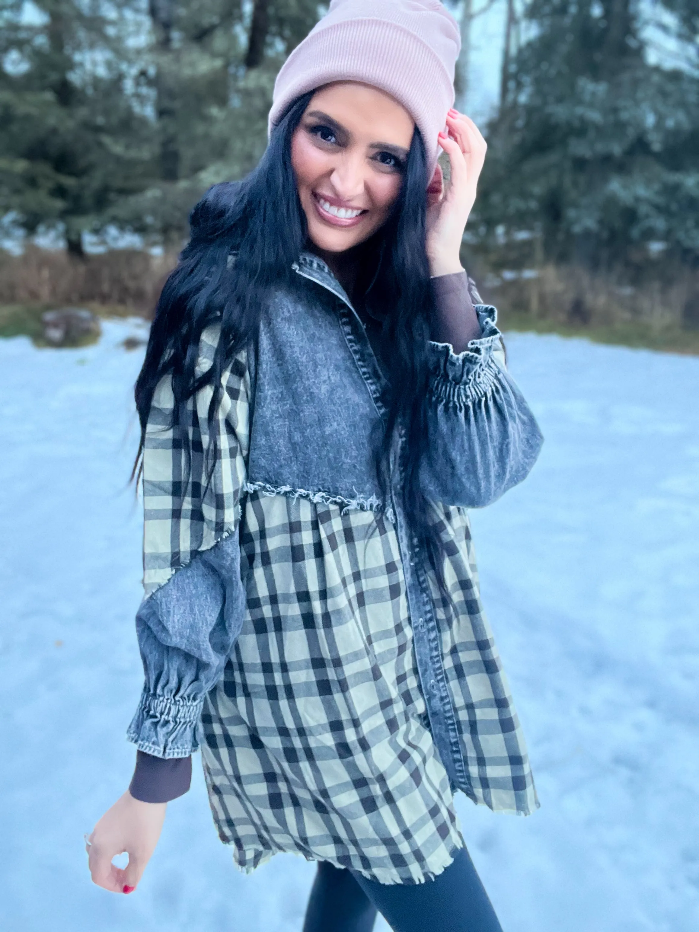 Aubrey Plaid Tunic Button Down- BLK