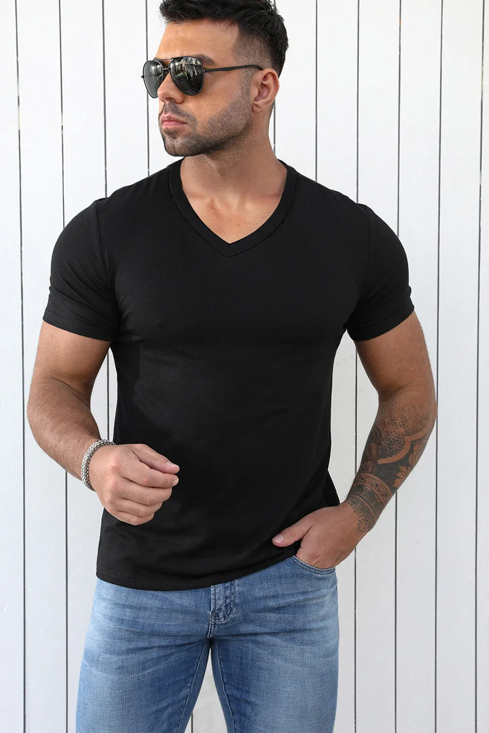 Black Western Cowboy Graphic Print V Neck Men's T Shirt