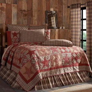 Dawson Star Quilt (Choose Size)