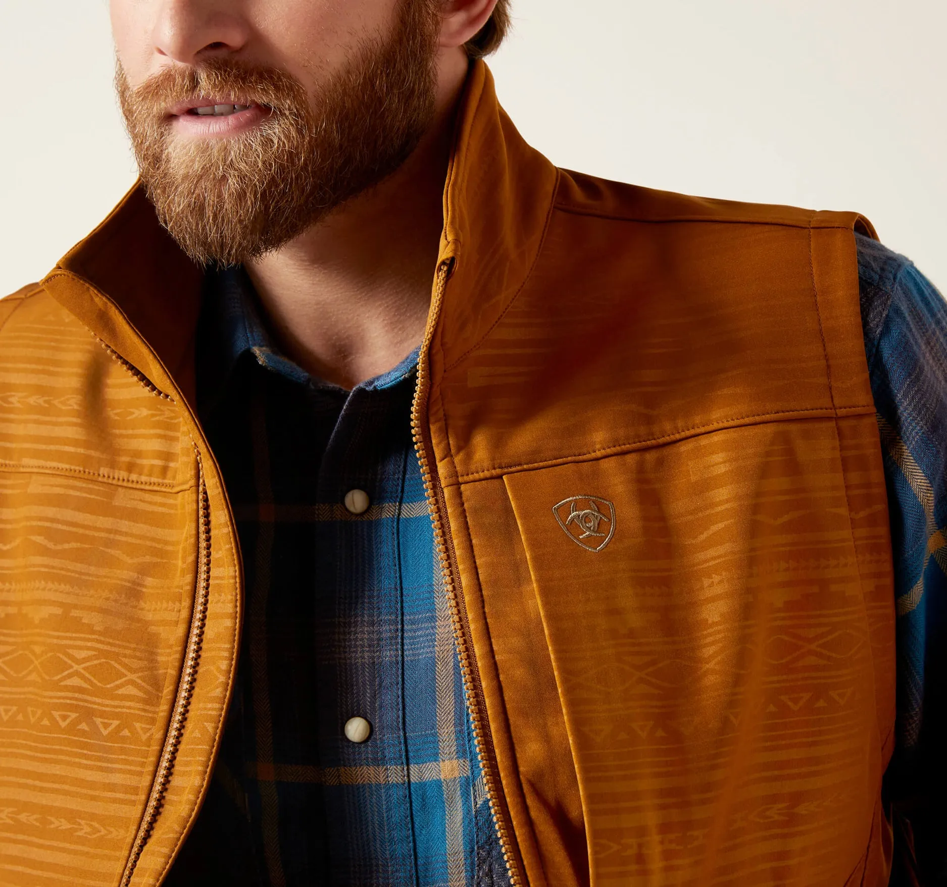 Men’s Ariat Chestnut Embossed Logo 2.0 Softshell Vest