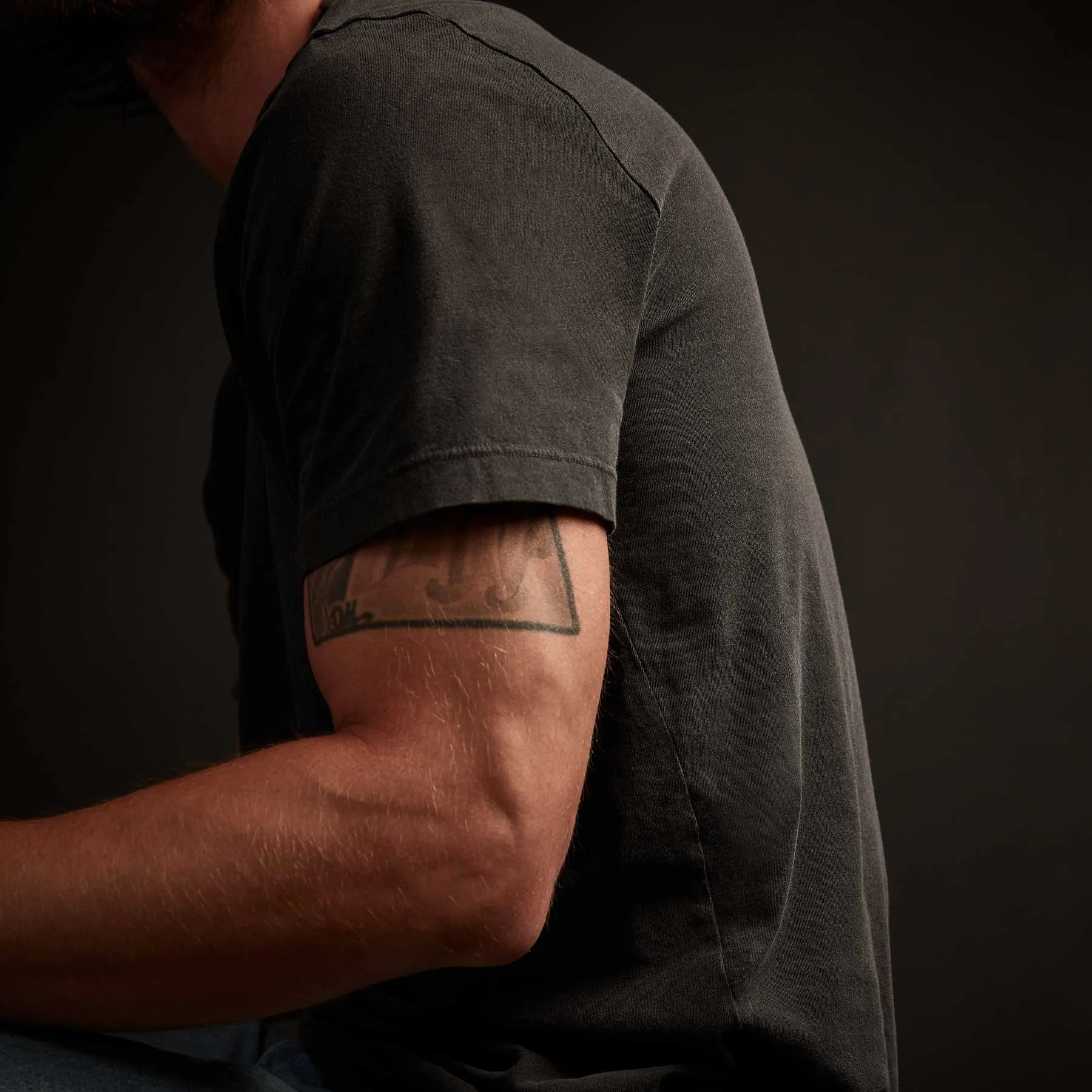 Short Sleeve Crew Neck - Carbon Pigment